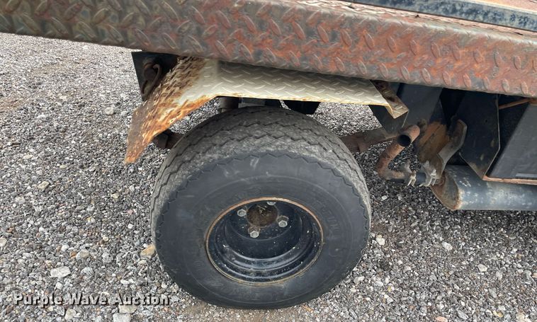 image for item NH9728 1989 Cushman  utility vehicle