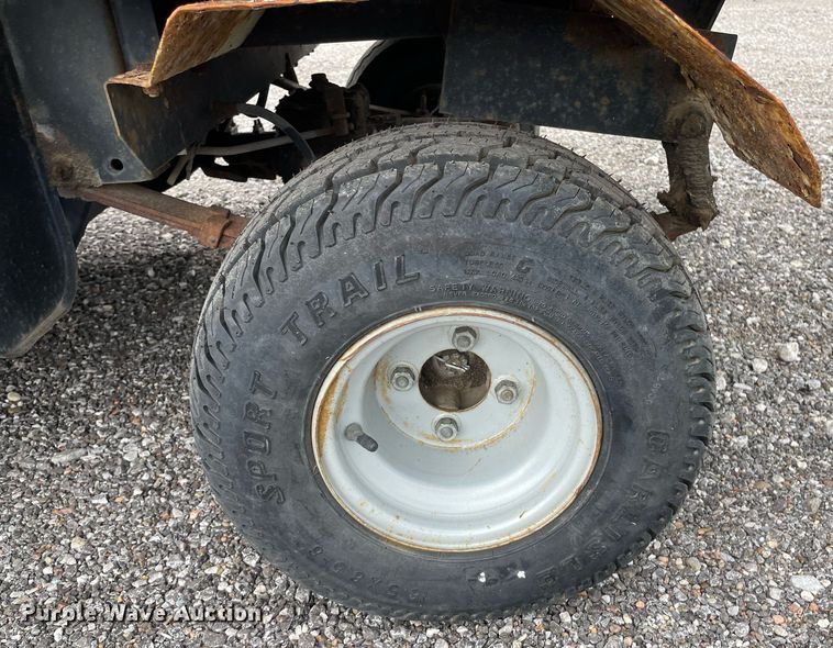 image for item NH9728 1989 Cushman  utility vehicle