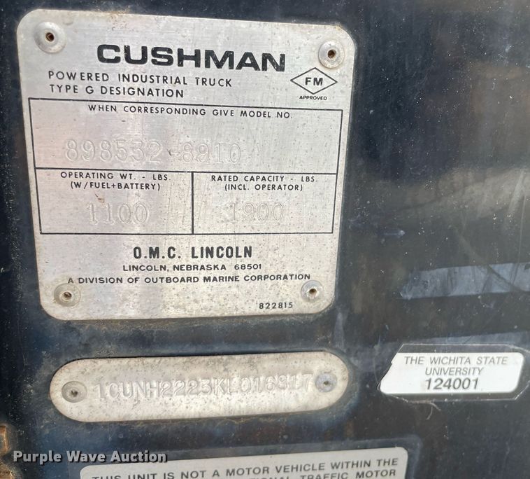 image for item NH9728 1989 Cushman  utility vehicle