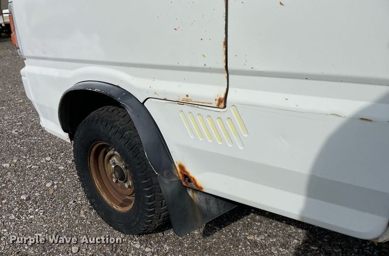 image for item NH9730 1992 Daihatsu S80LP-JTRK  mini truck