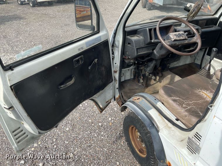 image for item NH9730 1992 Daihatsu S80LP-JTRK  mini truck