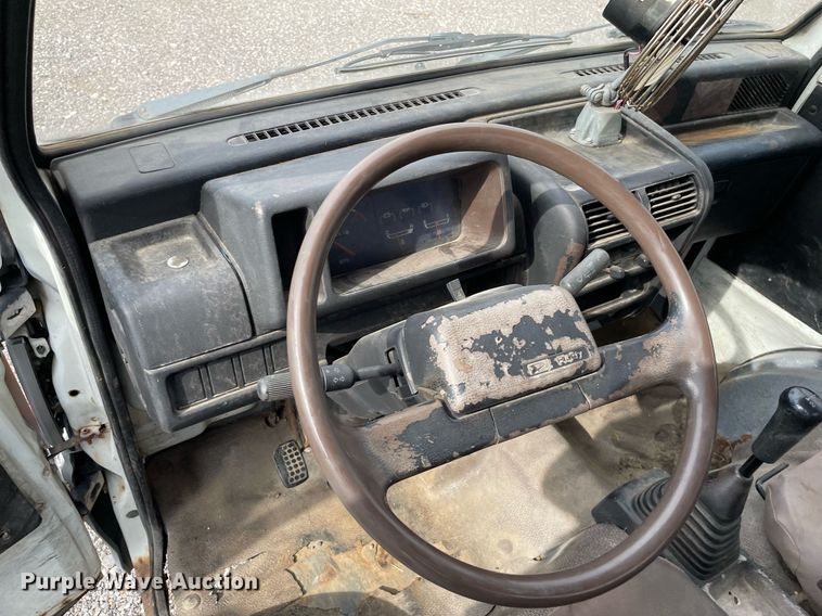 image for item NH9730 1992 Daihatsu S80LP-JTRK  mini truck