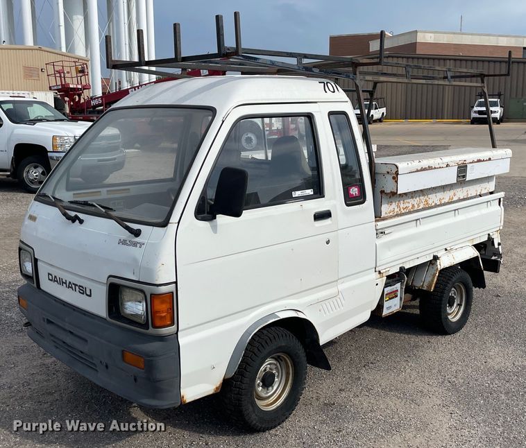 image for item NH9731 1994 Daihatsu S80LP-JTRK  mini truck