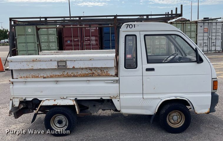image for item NH9731 1994 Daihatsu S80LP-JTRK  mini truck