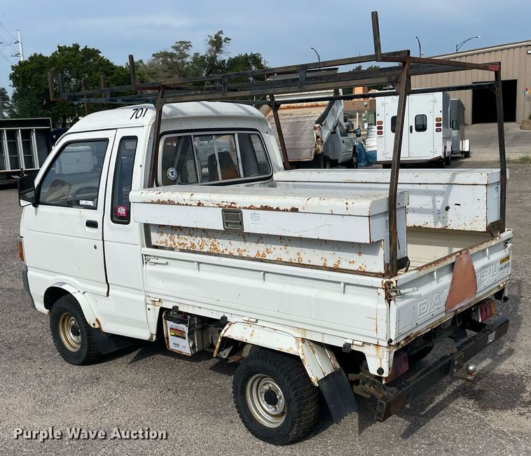image for item NH9731 1994 Daihatsu S80LP-JTRK  mini truck
