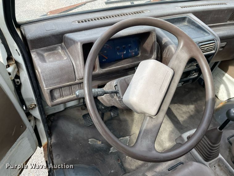 image for item NH9731 1994 Daihatsu S80LP-JTRK  mini truck