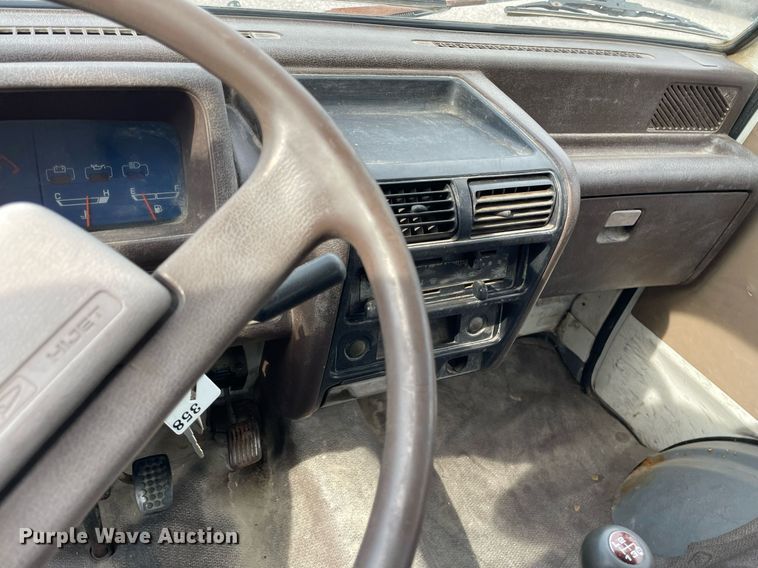 image for item NH9731 1994 Daihatsu S80LP-JTRK  mini truck