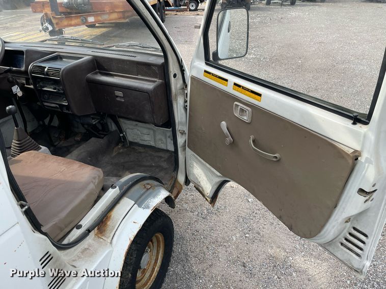 image for item NH9731 1994 Daihatsu S80LP-JTRK  mini truck