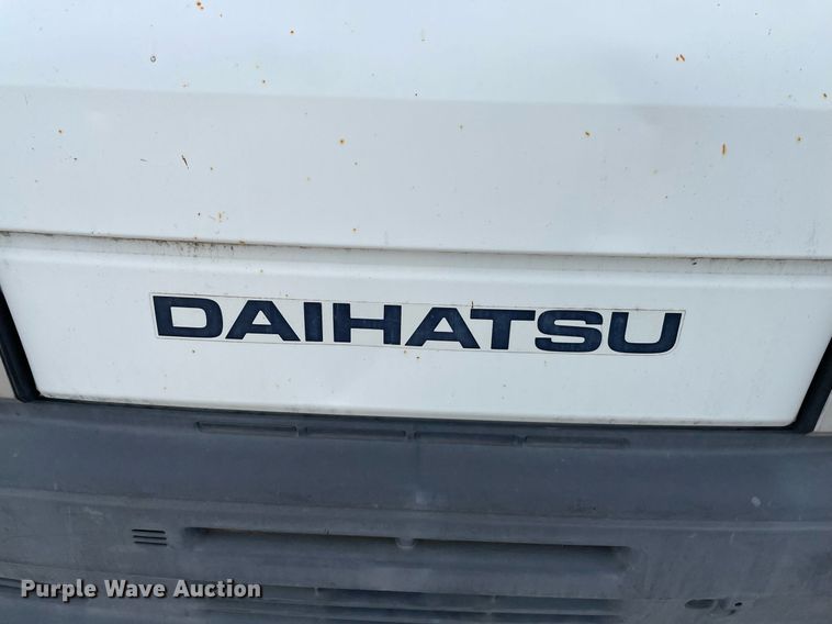 image for item NH9731 1994 Daihatsu S80LP-JTRK  mini truck