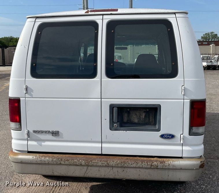 image for item NH9732 1996 Ford Econoline 150  van