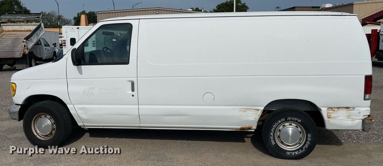 image for item NH9732 1996 Ford Econoline 150  van