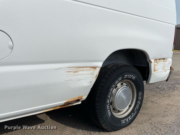 image for item NH9732 1996 Ford Econoline 150  van