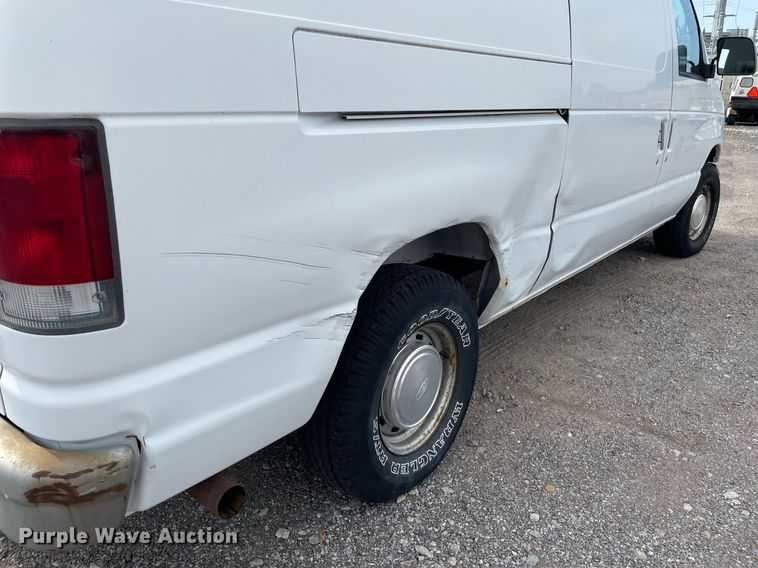 image for item NH9732 1996 Ford Econoline 150  van