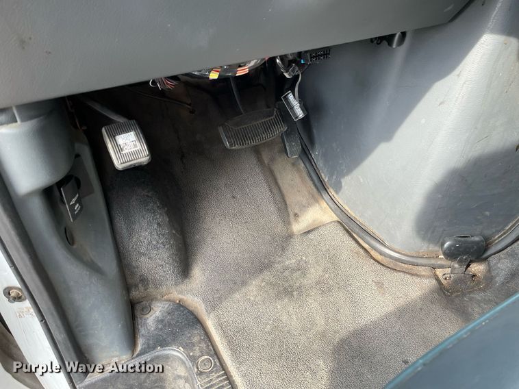 image for item NH9732 1996 Ford Econoline 150  van