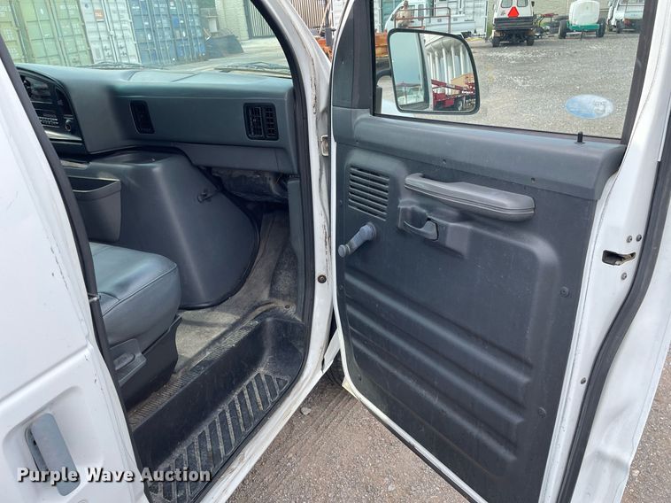 image for item NH9732 1996 Ford Econoline 150  van