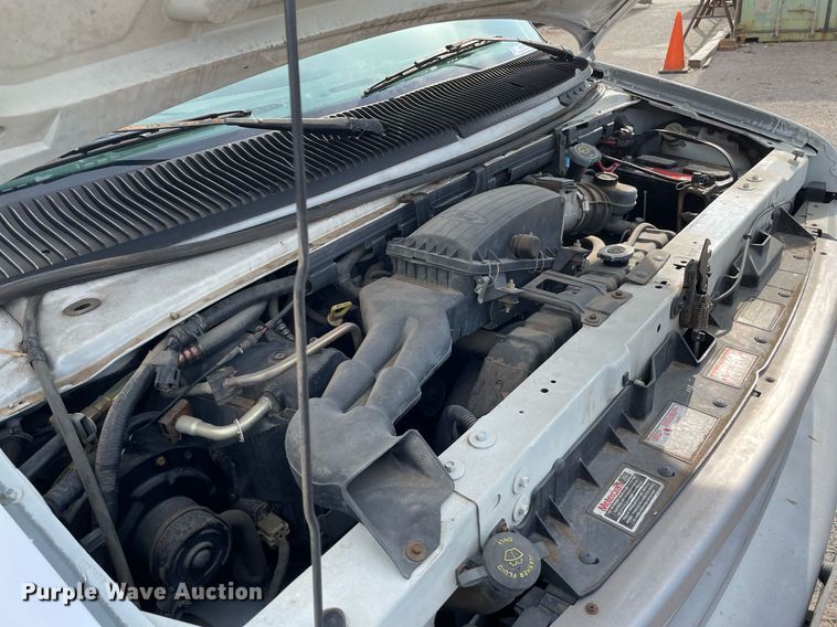 image for item NH9732 1996 Ford Econoline 150  van