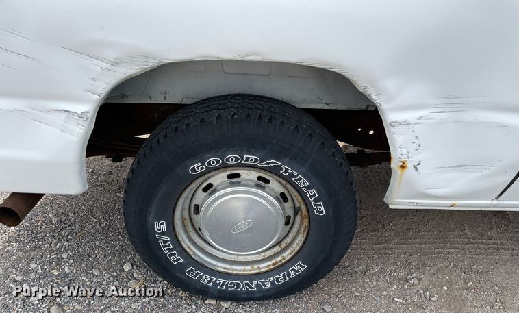 image for item NH9732 1996 Ford Econoline 150  van