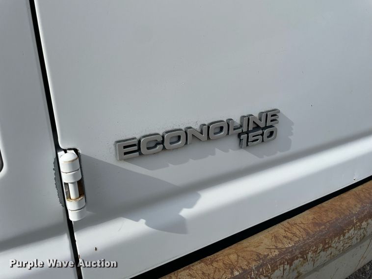 image for item NH9732 1996 Ford Econoline 150  van