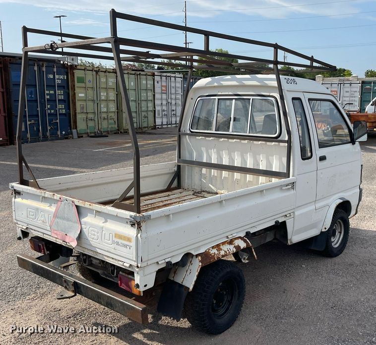 image for item NH9733 1993 Daihatsu JumboCB  mini truck