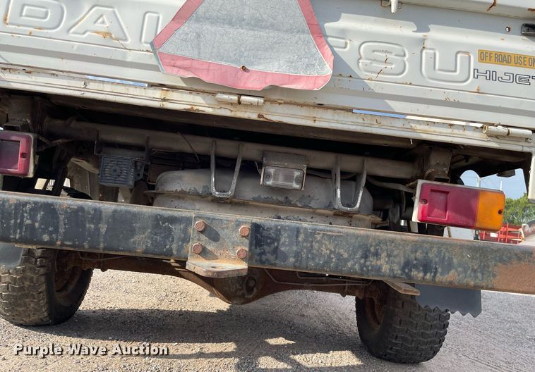 image for item NH9733 1993 Daihatsu JumboCB  mini truck