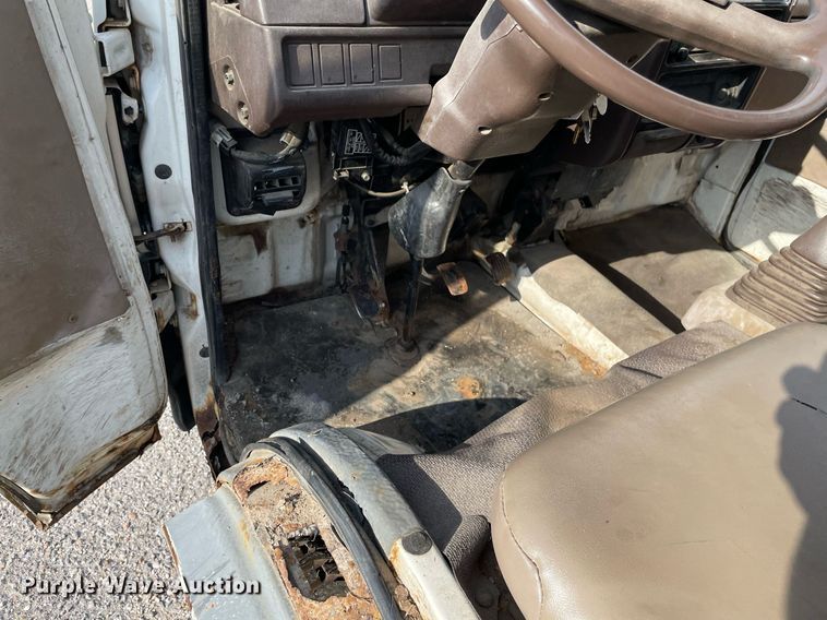 image for item NH9733 1993 Daihatsu JumboCB  mini truck