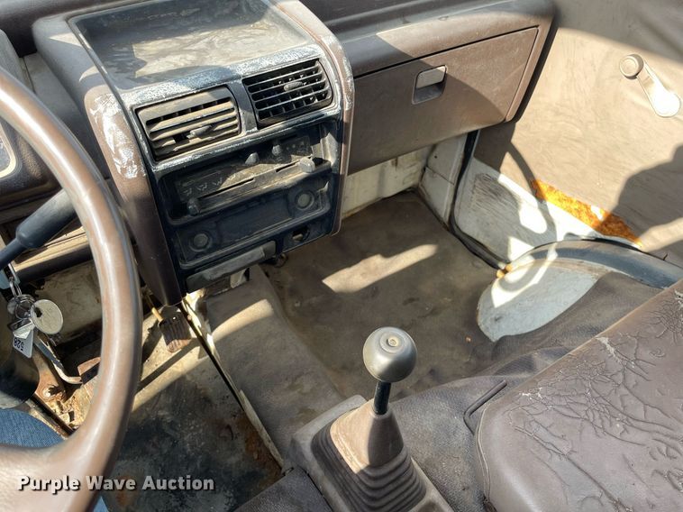 image for item NH9733 1993 Daihatsu JumboCB  mini truck