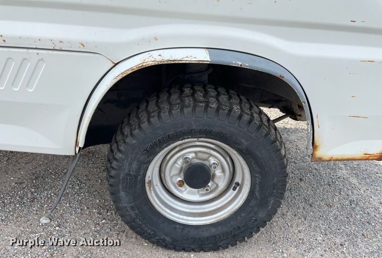 image for item NH9733 1993 Daihatsu JumboCB  mini truck