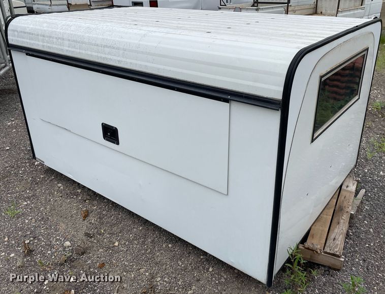 image for item NH9736 Unicover Pro Series  pickup truck topper