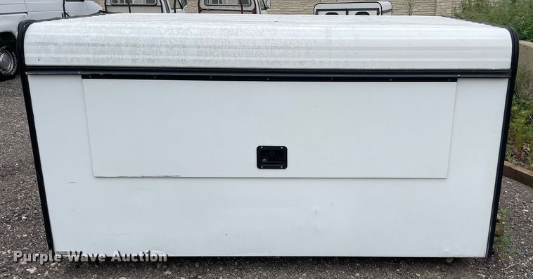 image for item NH9736 Unicover Pro Series  pickup truck topper