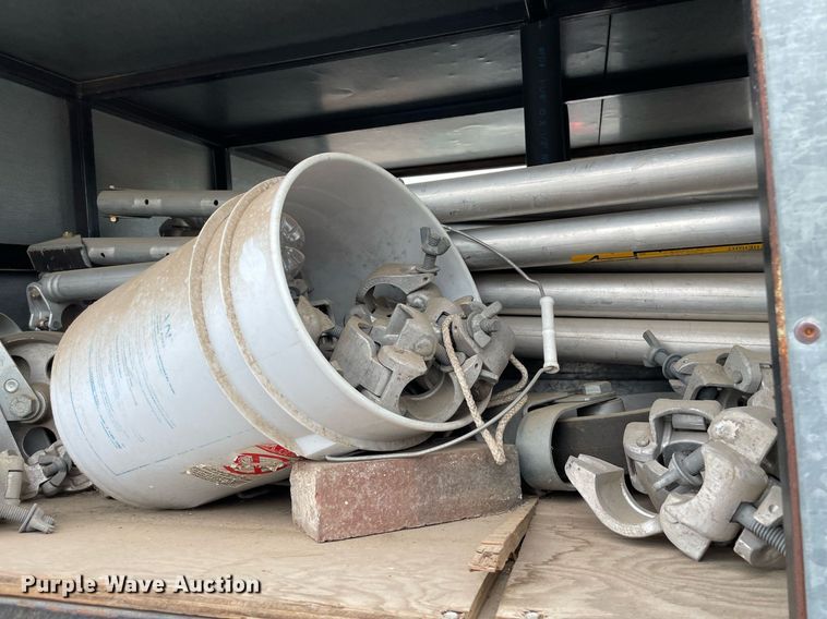 image for item NH9737 Up-Right scaffolding