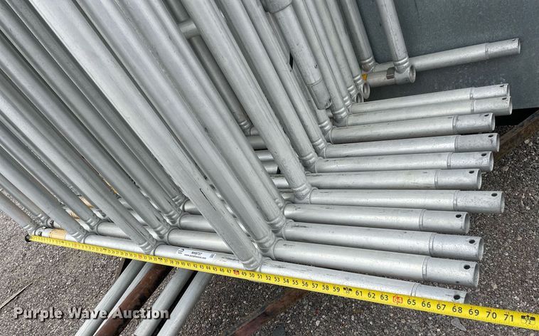 image for item NH9737 Up-Right scaffolding