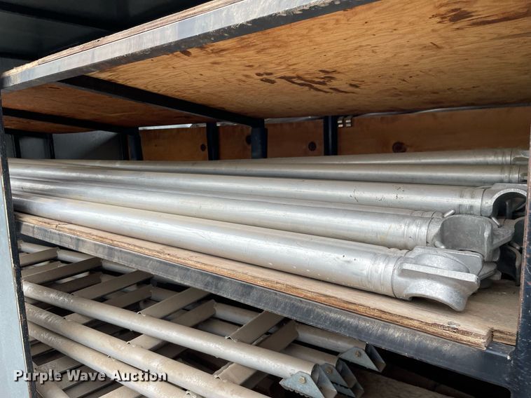 image for item NH9737 Up-Right scaffolding