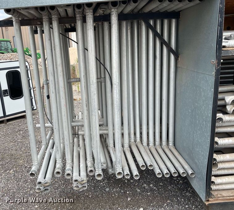 image for item NH9737 Up-Right scaffolding