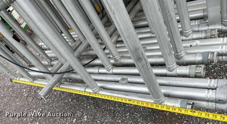 image for item NH9737 Up-Right scaffolding