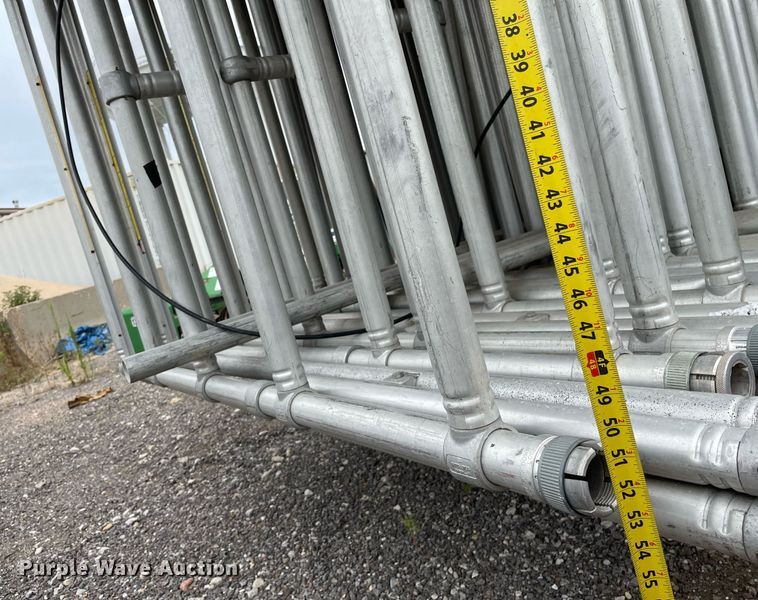 image for item NH9737 Up-Right scaffolding