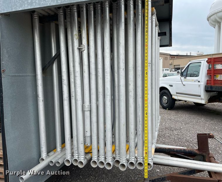 image for item NH9737 Up-Right scaffolding