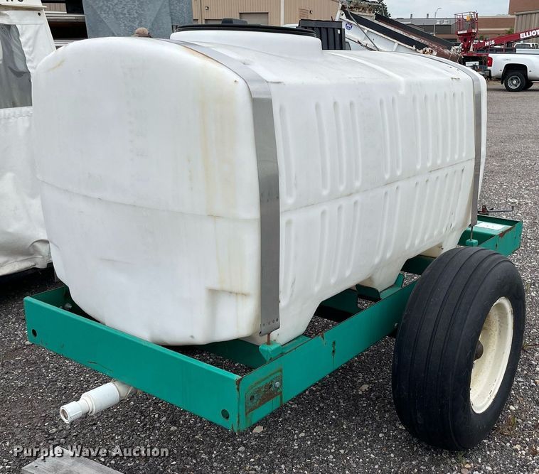 image for item NH9738 Lesco 705308  nurse tank trailer