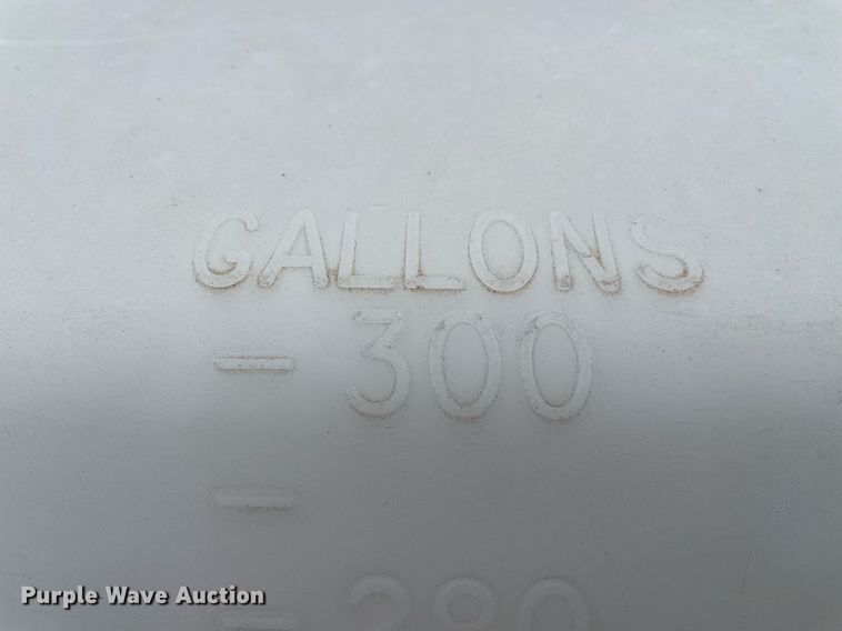 image for item NH9738 Lesco 705308  nurse tank trailer