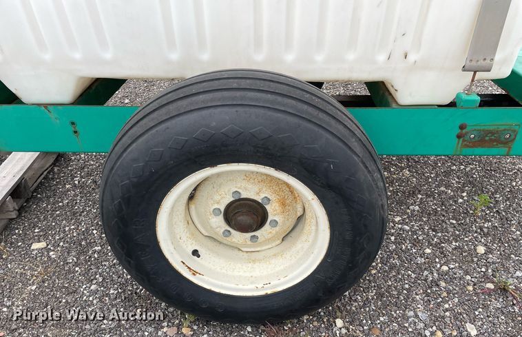 image for item NH9738 Lesco 705308  nurse tank trailer