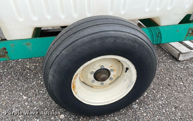 image for item NH9738 Lesco 705308  nurse tank trailer