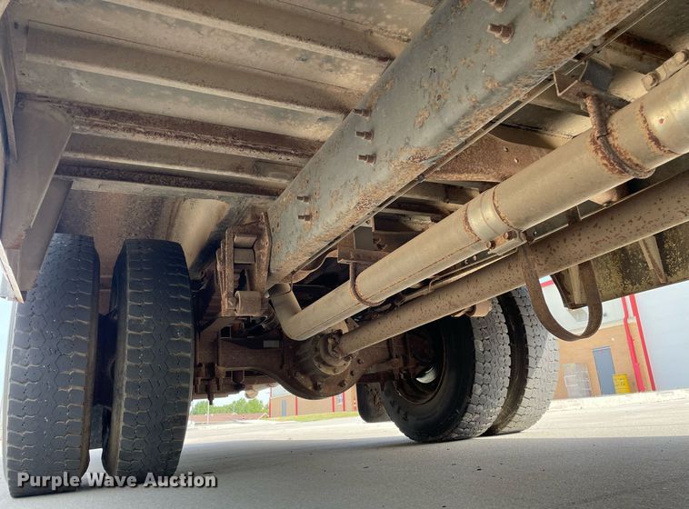 image for item NH9740 2005 Blue Bird  school bus