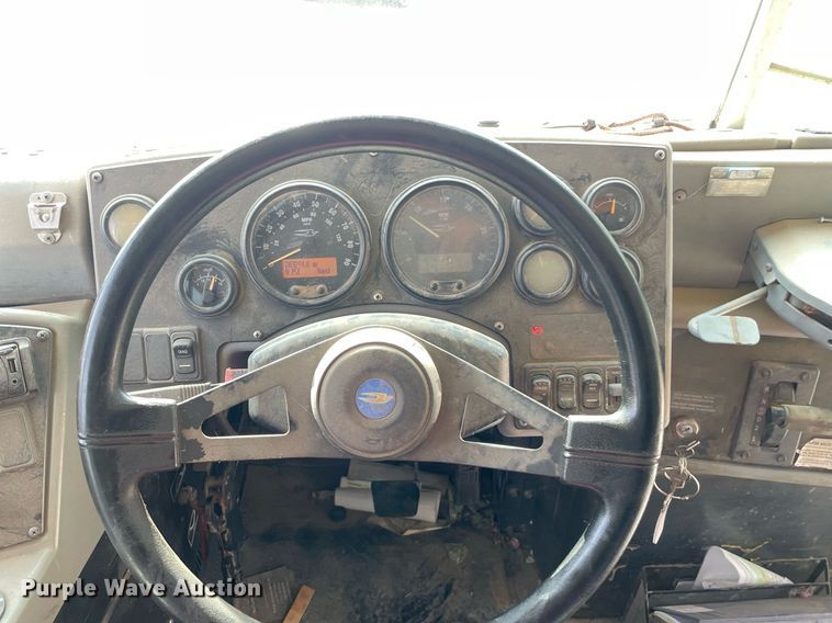 image for item NH9740 2005 Blue Bird  school bus