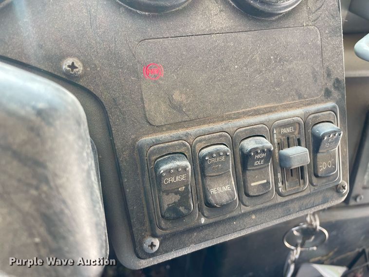 image for item NH9740 2005 Blue Bird  school bus