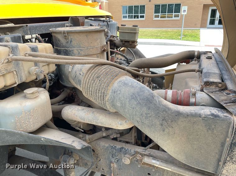 image for item NH9740 2005 Blue Bird  school bus