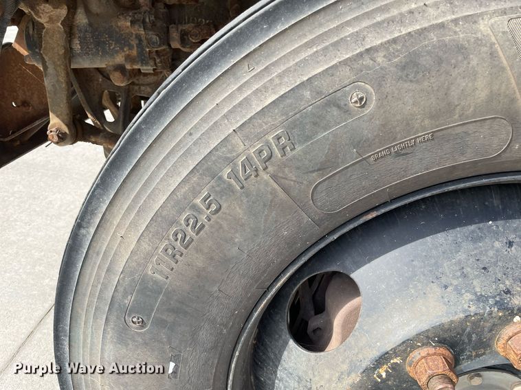 image for item NH9740 2005 Blue Bird  school bus