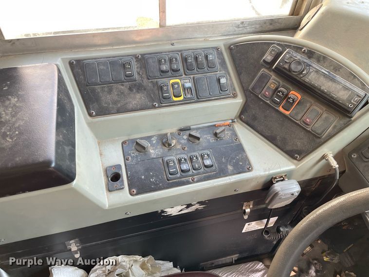 image for item NH9741 2008 Blue Bird  school bus