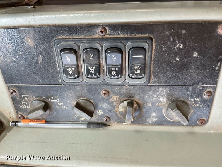 image for item NH9741 2008 Blue Bird  school bus