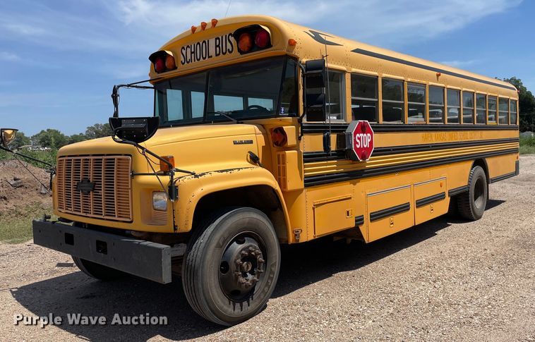 image for item NH9746 2000 Blue Bird  school bus