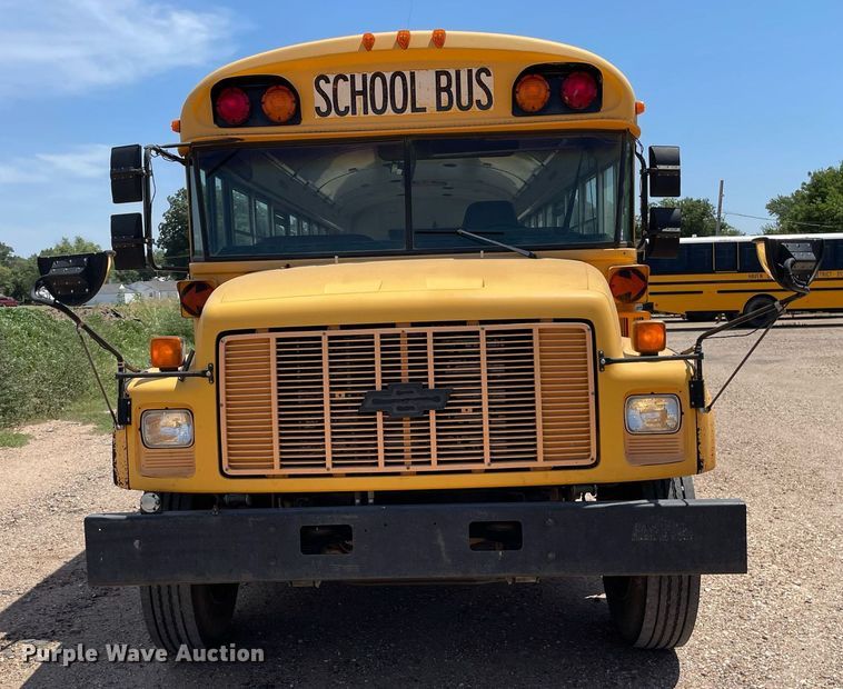 image for item NH9746 2000 Blue Bird  school bus