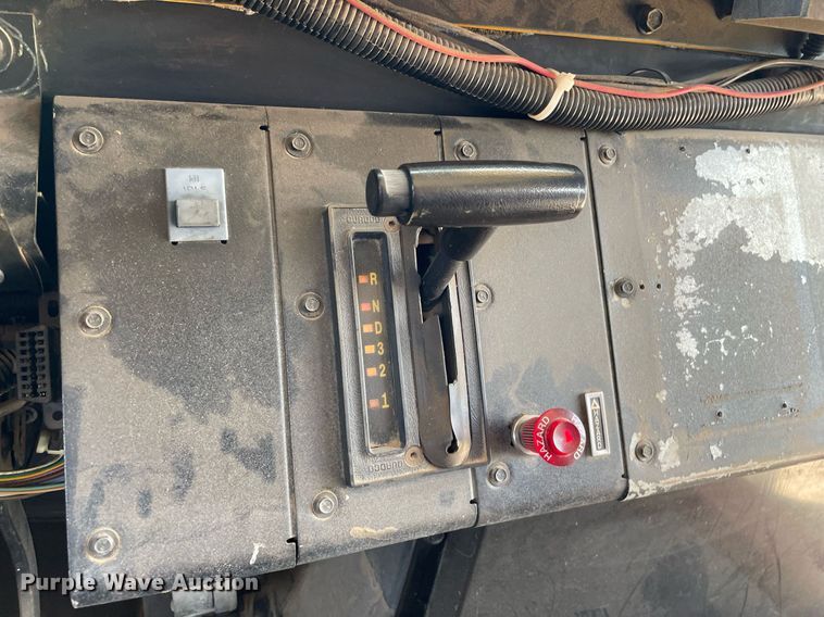 image for item NH9746 2000 Blue Bird  school bus